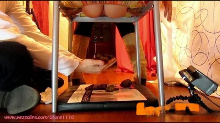 4 Scat Girls – Shopping with your Credit Card and Two Unforgetable Gifts [FullHD]
