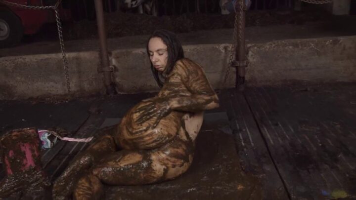 Aiyana Queen – the dung