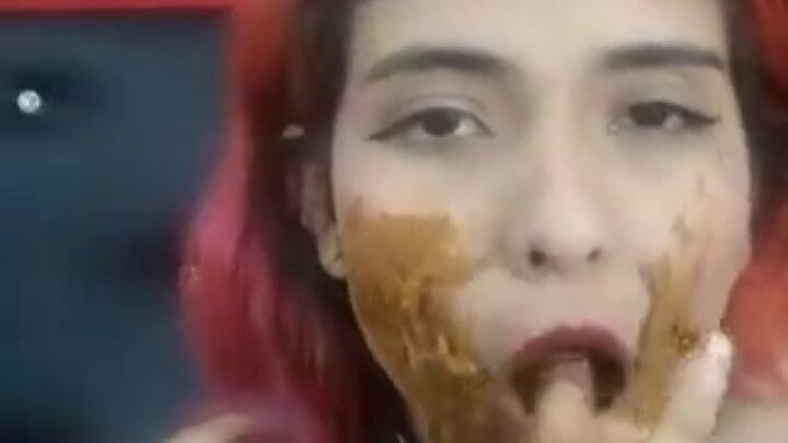 Ass Spread Shit & Face Covered Eating P1