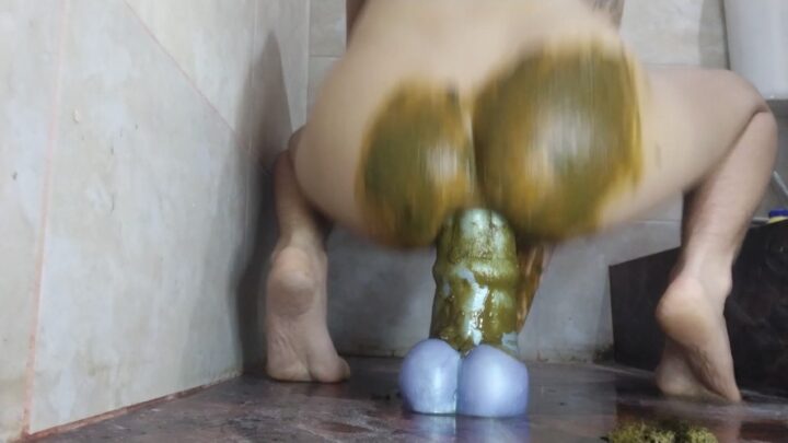 Big Dildo Riding