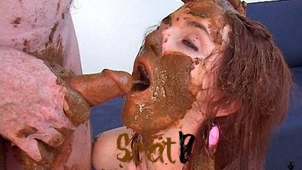 Screenshot 2 from Chris-Extreme, Prettylisa, 4 Males – CHRIS-EXTREME and PRETTY LISA – TOTAL SCAT 2