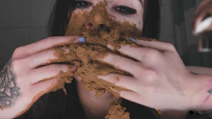 DirtyBetty – Crazy baby play with her own poo