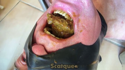 Screenshot 1 from Eat Shit and Vomit Slave P1 ScatQueensBerlin P1