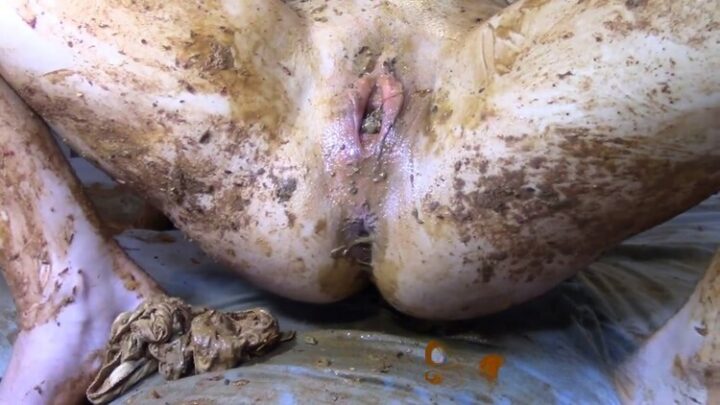 Evamarie88 – Filthy Scat Fun