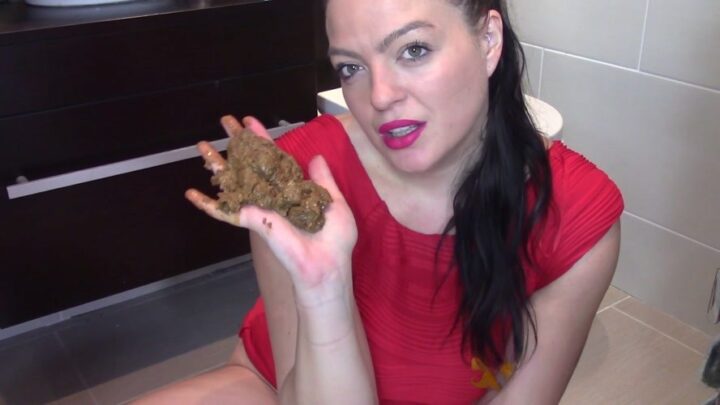 evamarie88 – Smoking Bathroom Shit