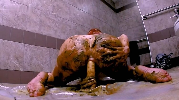 freckledRED – Anal Scat Truck Stop 4