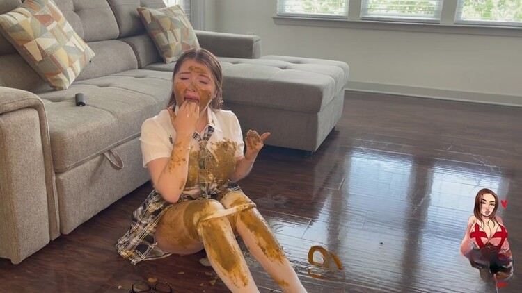GingerCris – School Day Disaster