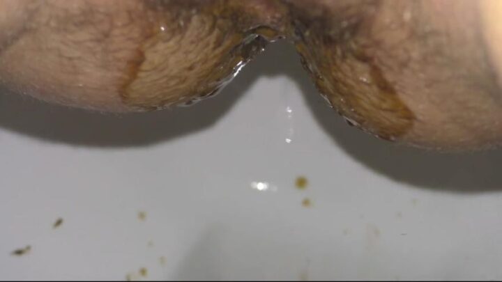 HotDirtyIvone – A diarrhea everywhere