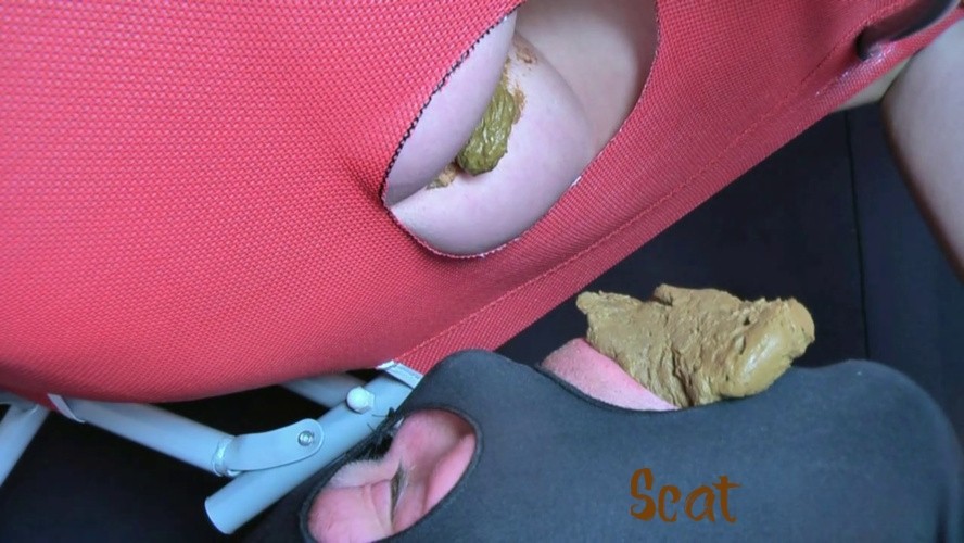 Lady Kalida – Dirty feets and a mouth full with shit