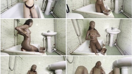 Screenshot 2 from LisaSteppegirl Scat Bath and Shit Smearing P1
