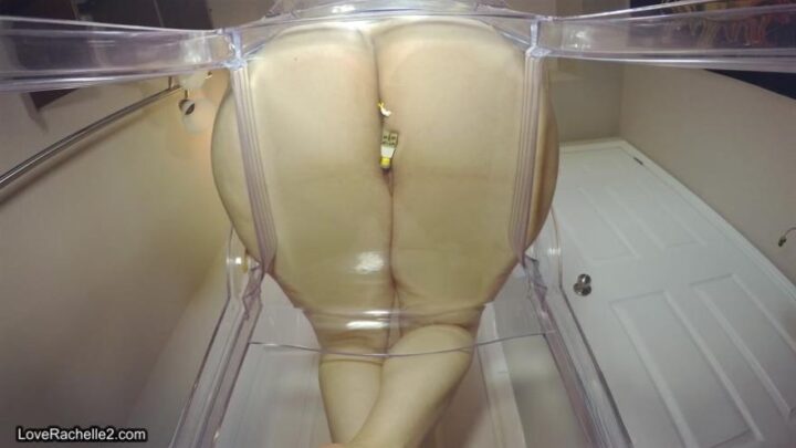 LoveRachelle2 – Giantess Foot Worship & Fart Suffocation