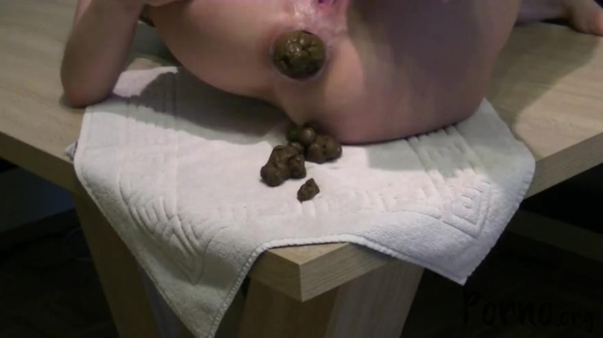 MariaDevot – I am a shit bitch