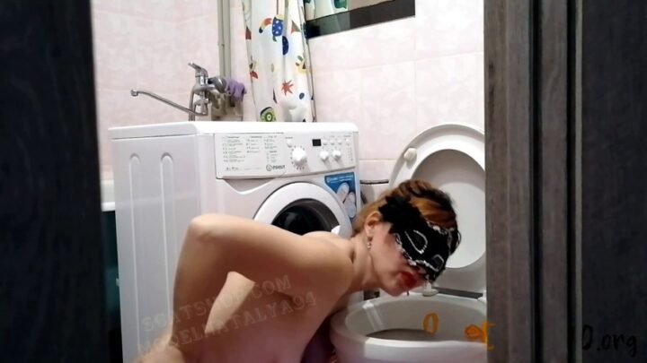 ModelNatalya94 – Olga licks the toilet and eats shit