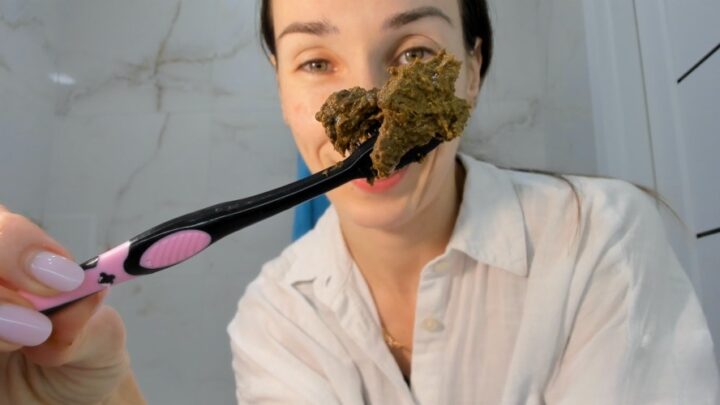 OksiLove – let’s brush my teeth with poop paste