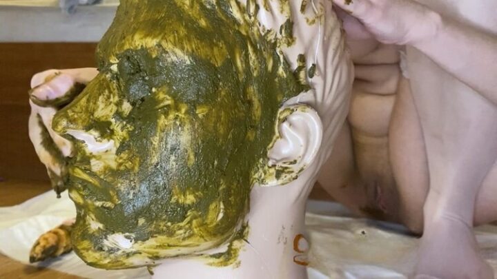p00girl – Pooping on your face and smearing new slave maneke