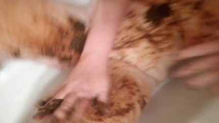 Screenshot 4 from Playing in the bathtub
