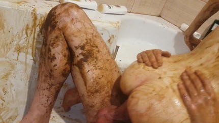 Screenshot 5 from poop in skinny jeans and panties