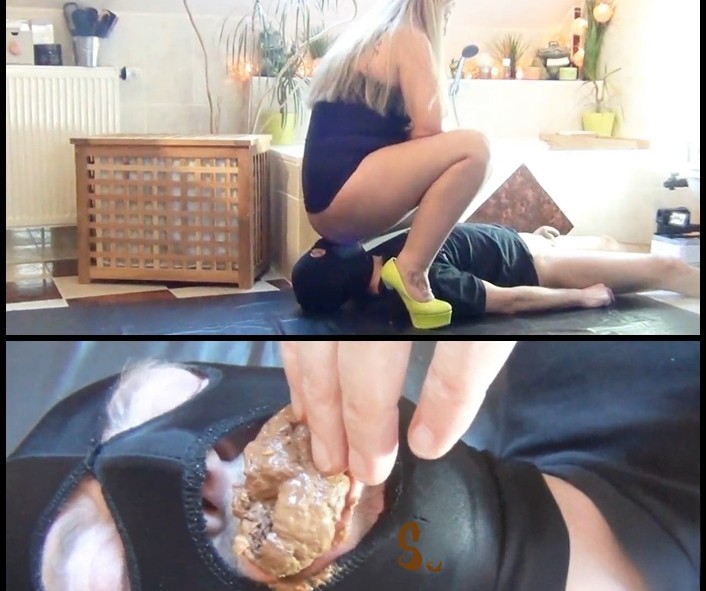 ScatLilSecret – Slave mouth filled with shit