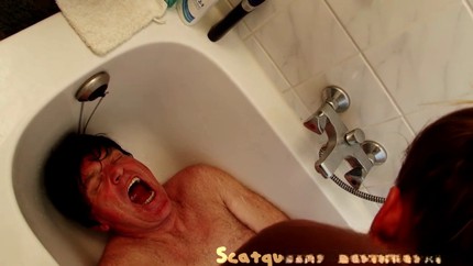 Screenshot 3 from Scatqueens Whistle the song to shit P3 P1
