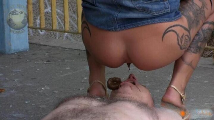 ShitGirl – Der Geldsklave