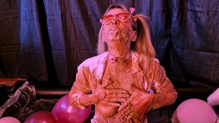 SlutOrgasma – Cum and play with me in shit