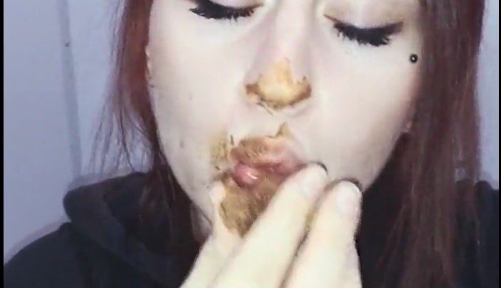 SweetBettyParlour – Short ShitPlay in WC Before Work